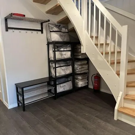 Rorbu I Gilsvagen - 3 Soverom - Batutleie 別荘 *