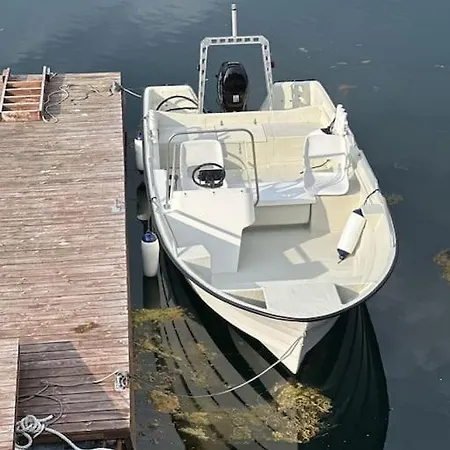 Rorbu I Gilsvagen - 3 Soverom - Batutleie Austevoll