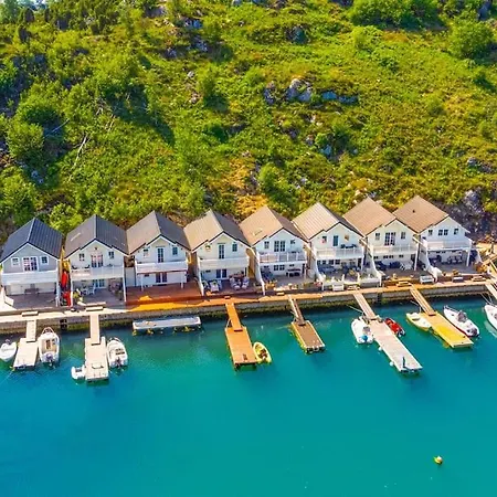 Rorbu I Gilsvagen - 3 Soverom - Batutleie 別荘 *